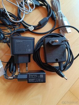 Nabijacky,sluchatka,USB-Nokia AC-3E,ACP-7E,.... - 2