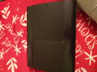 Predám PS3 super slim - 2