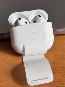 Apple AirPods 4 ANC USB C - nepoužité, rok zaruka - 2