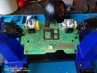 DualShock 4 v2 ovladac + HALL EFFECT analogy - 2