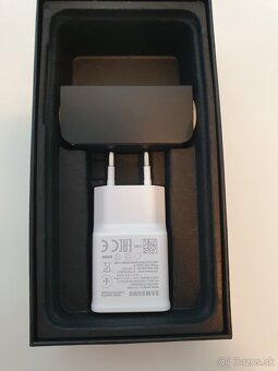Samsung Galaxy s10e - 2