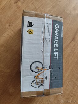 Menabo zdvihák strešného boxu - 2