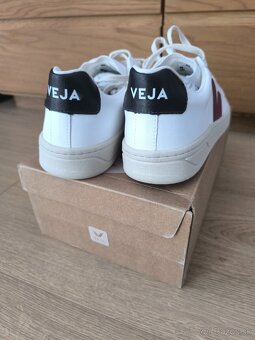 Panske tenisky Veja Urca - 2