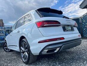 Audi Q7 55 3.0 TFSI mHEV S line quattro tiptronic - 2