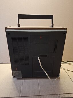 Rádio Meridian 211 - 2