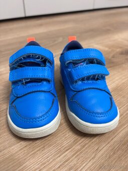 Chlapčenské tenisky adidas, veľkosť 22 - 2