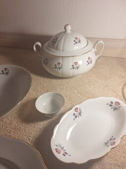 Kompletná porcelanova obedova suprava 24ks - 2
