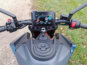 KTM  390 DUKE - 2