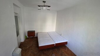 na predaj 2 izbový byt v Prievidzi - 2