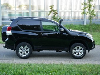 Toyota Land Cruiser - 2