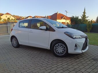 Toyota Yaris 1.3 -73KW  r.v. 2015    74 500 km - 2
