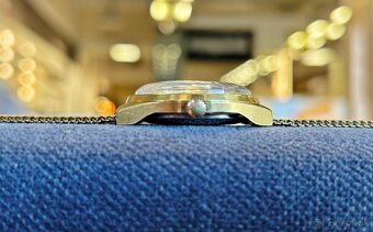 Československé mechanické vintage pánske hodinky PRIM Zlaté - 2