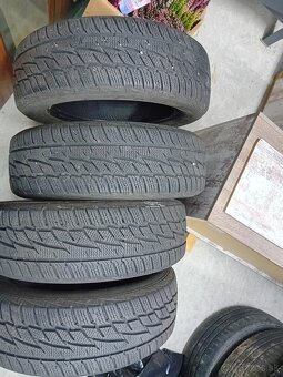 185/60R15 T zimné pneu Matador - 2