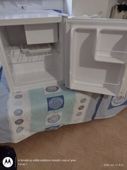 SILVERCREST Mini chladnička "SMK 40 A2", objem 41 l - 2