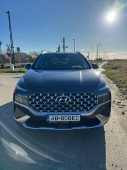 Hyundai Santa Fe - 2