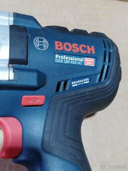 Bosch 18V akumulátorový rázový uťahovák - 2