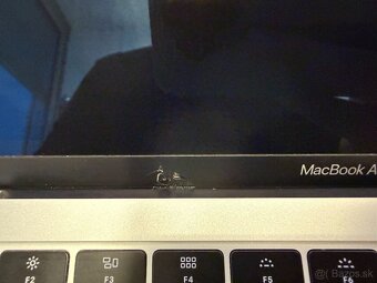 Apple MacBook Air 13" 2019 - 2