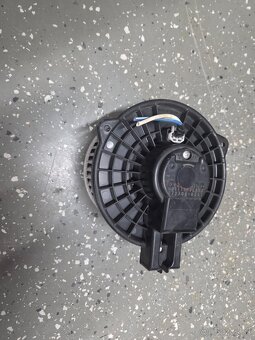 Ventilátor Mazda 6 - 2