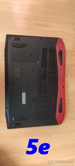 Notebook Acer Predator Helios 300 na súčiastky g3-572-79WY - 2