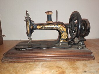 Šijaci stroj Singer - 2