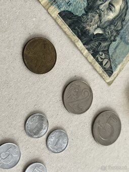 Československé bankovky / mince - 2