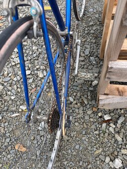 Cestný bicykel favorit - 2