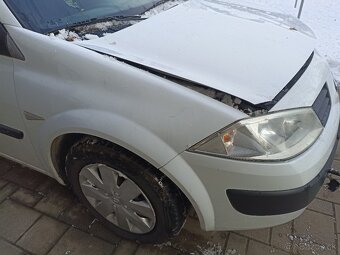 Renault Megan 2 1.5dci 2004 predná časť - 2