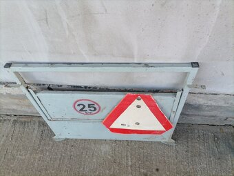 Predám zadnú bočnicu - 2