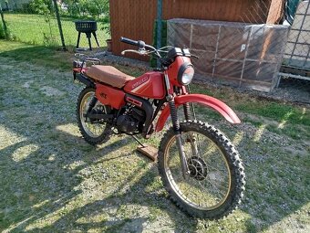 Suzuki TS 50 - 2