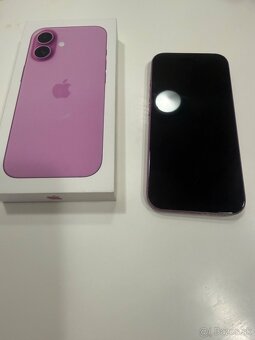 Predám iPhone 16 ružový - 2