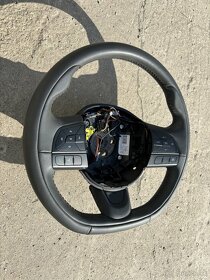 Fiat 500X kožený vyhrievaný volant - 2