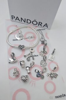 Pandora. - 2