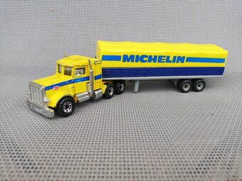 Matchbox Convoy CY5 - Peterbilt - MICHELIN - 2