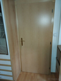 Predám lacno intrrierové dvere 80 cm - 2