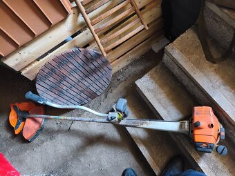 Predám krovinorez stihl - 2