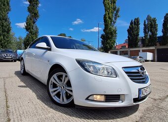 OPEL INSIGNIA - 2