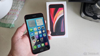 Apple iPhone SE 2020 product RED - 2