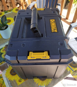 DeWALT box na náradie - 2