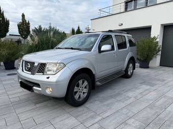 Nissan Pathfinder 2.5 dci - 2