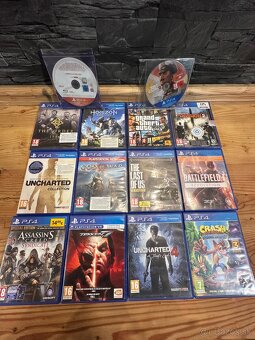 Predám 2krát ps4 +hry - 2