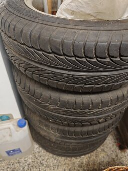 Pneumatiky s diskami Barum 185/60 R14 - 2