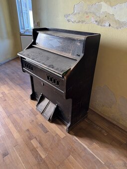 Harmónium Petrof - 2