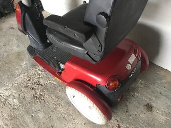 ELEKTRICKÁ INVALIDNÁ TROJKOLKA - 2