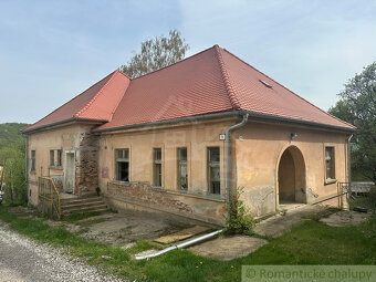 Exkluzívne: 100-ročná škola v Lukovištiach - 2