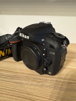 Nikon D610 - 2