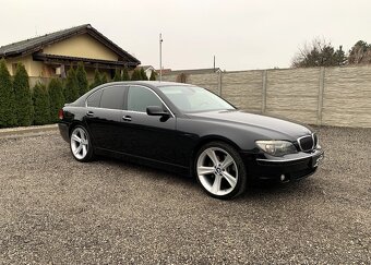 BMW RAD 7 730D A/T (E65) - 2