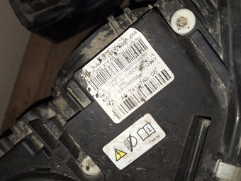 Predám Bi-xenon orig. ĽP svetlo na BMW 4 (F32) r.v. 2016 - 2