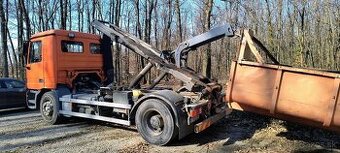 Hákový kontajner Mercedes actros - 2