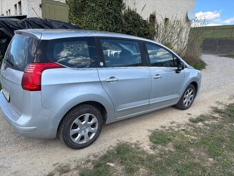 Peugeot 5008 - 2