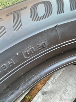 Bridgestone 215/60 R17 2x=50e - 2